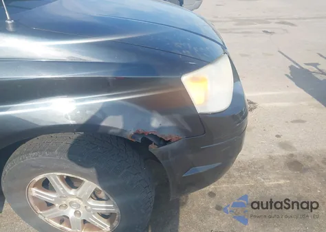 2008 Chrysler Town & Country Touring z USA, uszkodzony, nr VIN 2A8HR54P08R128150